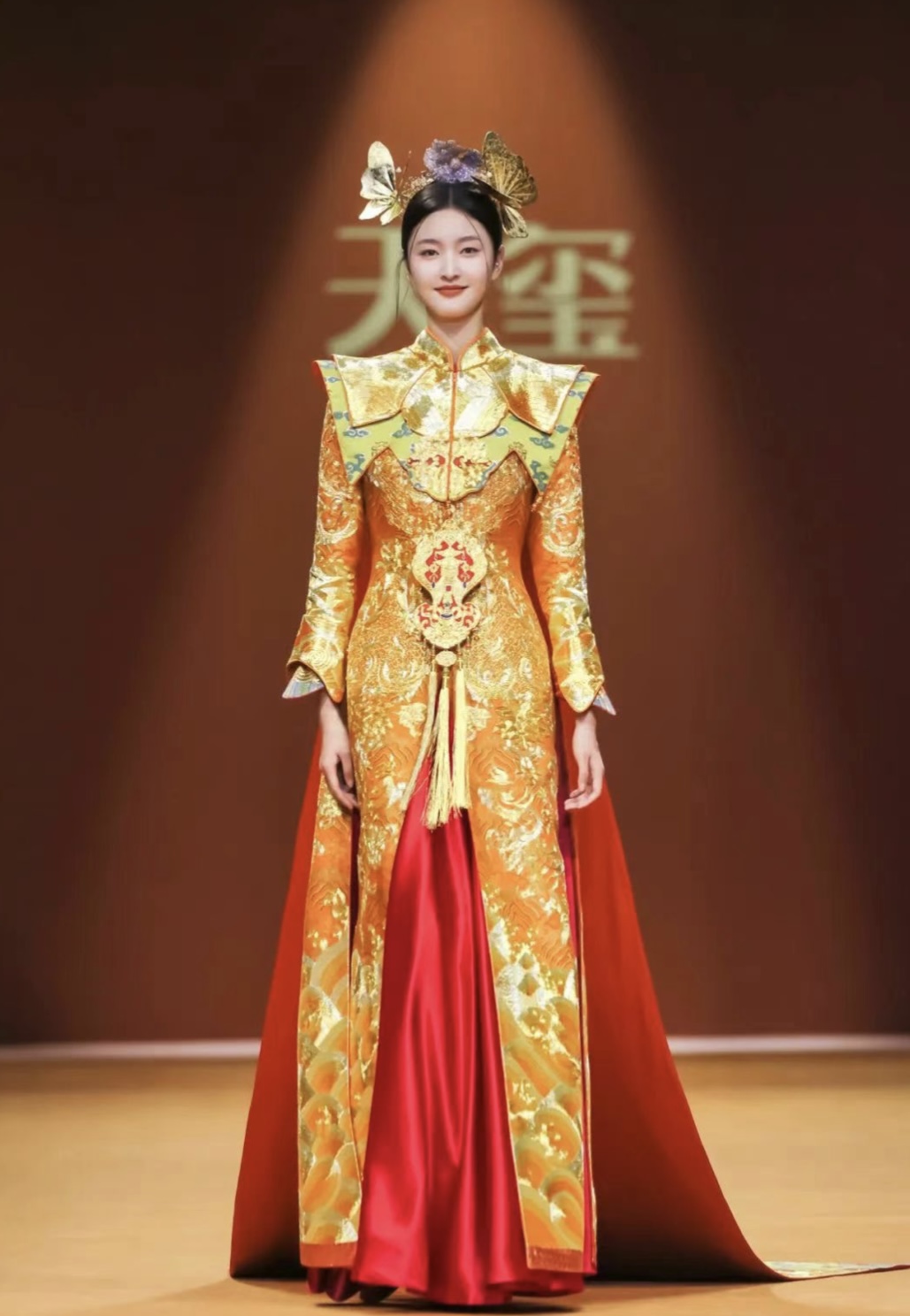 邀請函 | 天璽中國禮服亮相2024上海國際婚紗禮服、彩妝造型及時尚配飾展
